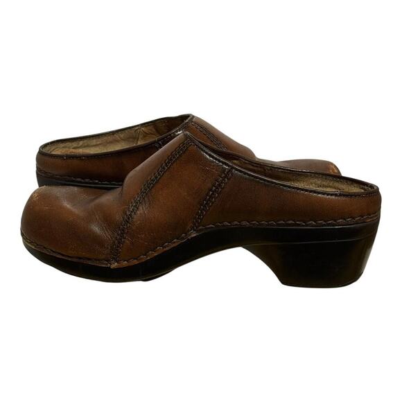 Dansko Brown Leather Mule Clogs Women's Size 38 Slip On Comfort Shoes Backless - Picture 6 of 7